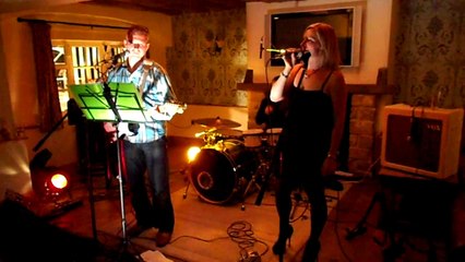 Paul James, Juls and Ben Jones Performing "Perfect 10 - Beautiful South"