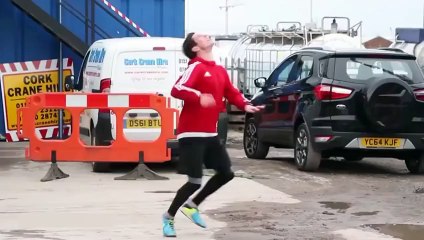 Zap Foot du 1er avril: Les joueurs du Real se détendent avant le Clasico, un contrôle à plus de 32m etc.