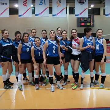 Kadir Has Üniversitesi Kadın Voleybol Takımı Koç Spor Fest'te biz de varız dedi! ‪#‎KocSporFest‬ ‪#‎BizdeVariz‬