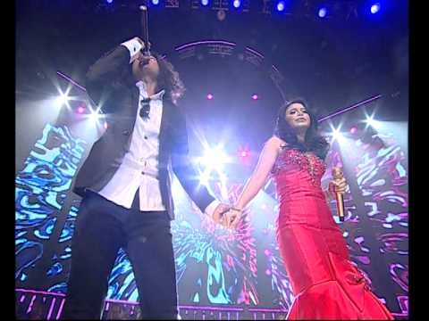 HIGHLIGHTS - EPISODE 18 - Indonesian Idol 2012 - ROSSA Feat YODA Terlanjur Cinta