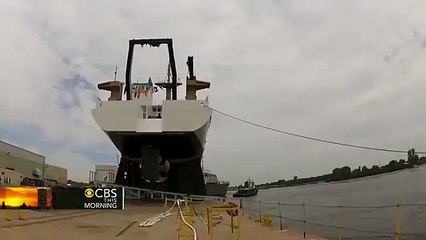 Questa Nave fa una Manovra Sbagliata : Guardate che Disastro (VIDEO)