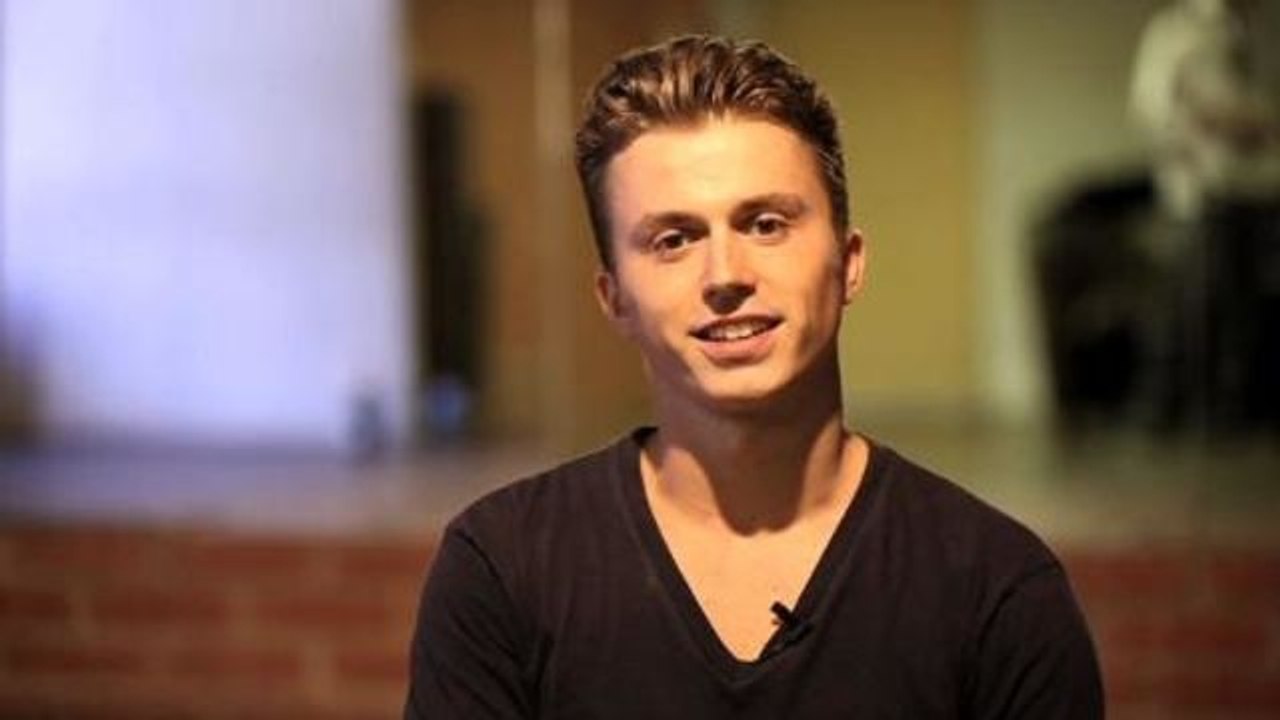 Behind the scenes of "Footloose" with Kenny Wormald