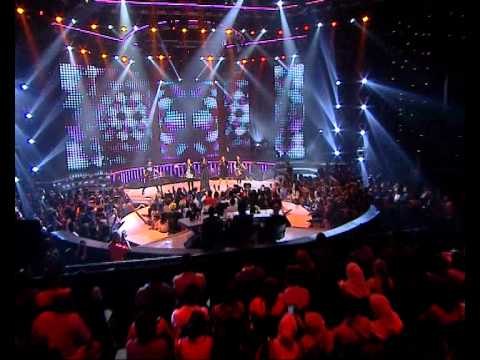 HIGHLIGHTS-EPISODE 16-Indonesian Idol 2012-COLLABORATION KOTAK REGINA SEAN Tendangan dari Langit