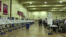 Nueva York comienza a votar en primarias clave