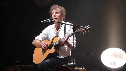 Alain Souchon Je plains le temps de ma jeunesse (François Villon) live au Bataclan 26022013
