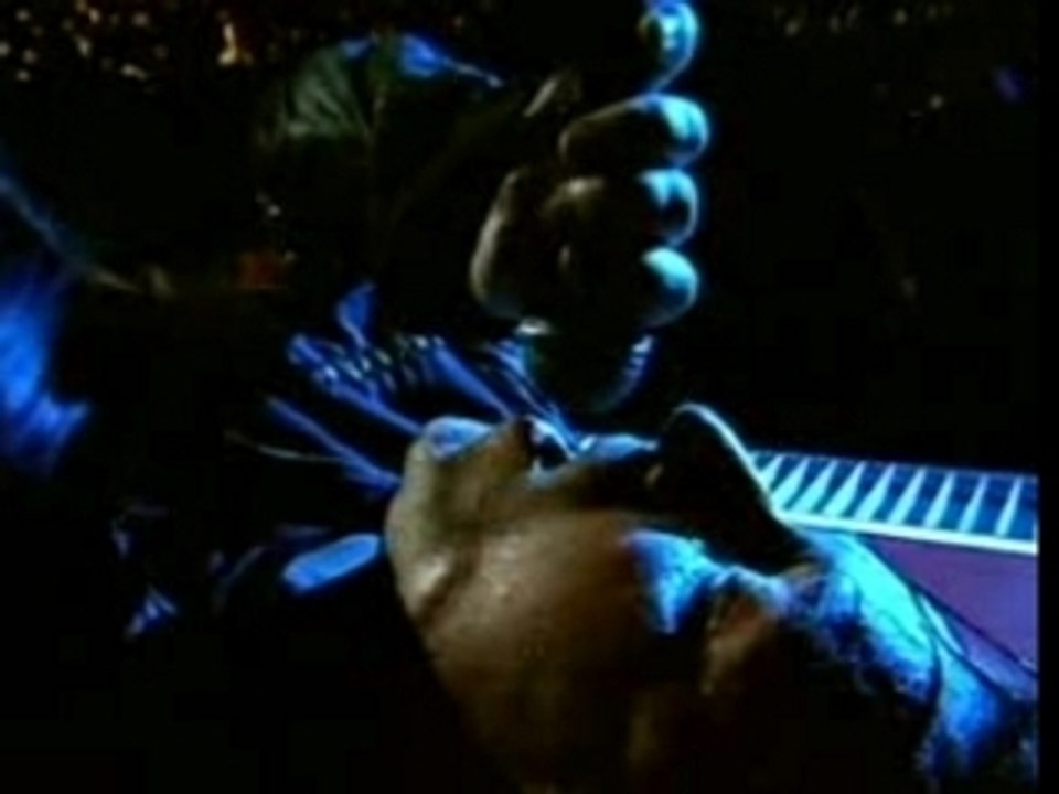 U2 - With Or Without You (Live)