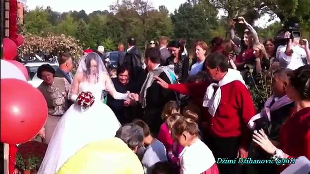 Adnan Zenunovic Kolo [Uzivo/Djurdjevik/2013]