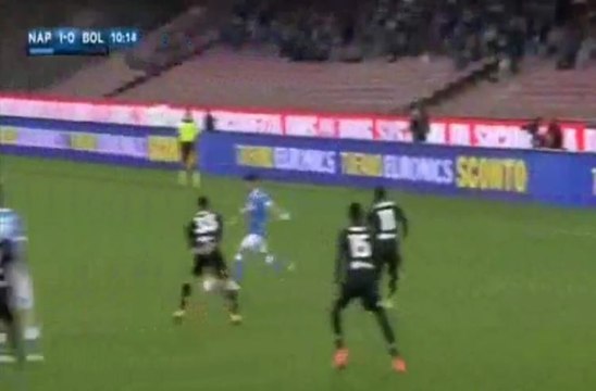 Dries Mertens auteur d’un triplé et de deux assists avec Naples