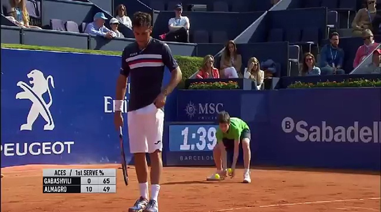 Ball Boy Faceplants Into Wall!