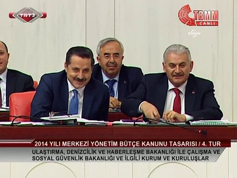 Meclis Genel Kurulu'nda Hasip Kaplan'dan Facebook için fotoğraf çekimi