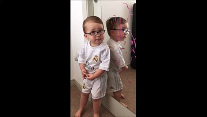 Batman accusé d'avoir écrit sur le mur par ce petit garçon