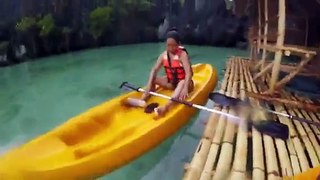 Kayak at El nido island