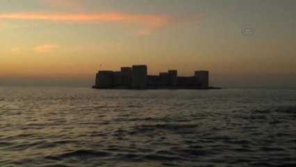 Kızkalesi Ziyaretçilerini Bekliyor