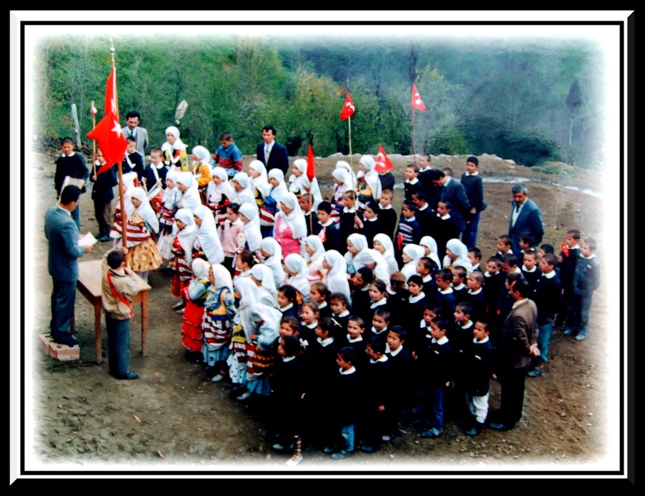 KASIMAĞZI KÖYÜ İLKÖĞRETİM OKULUNUN AÇILIŞ 1990