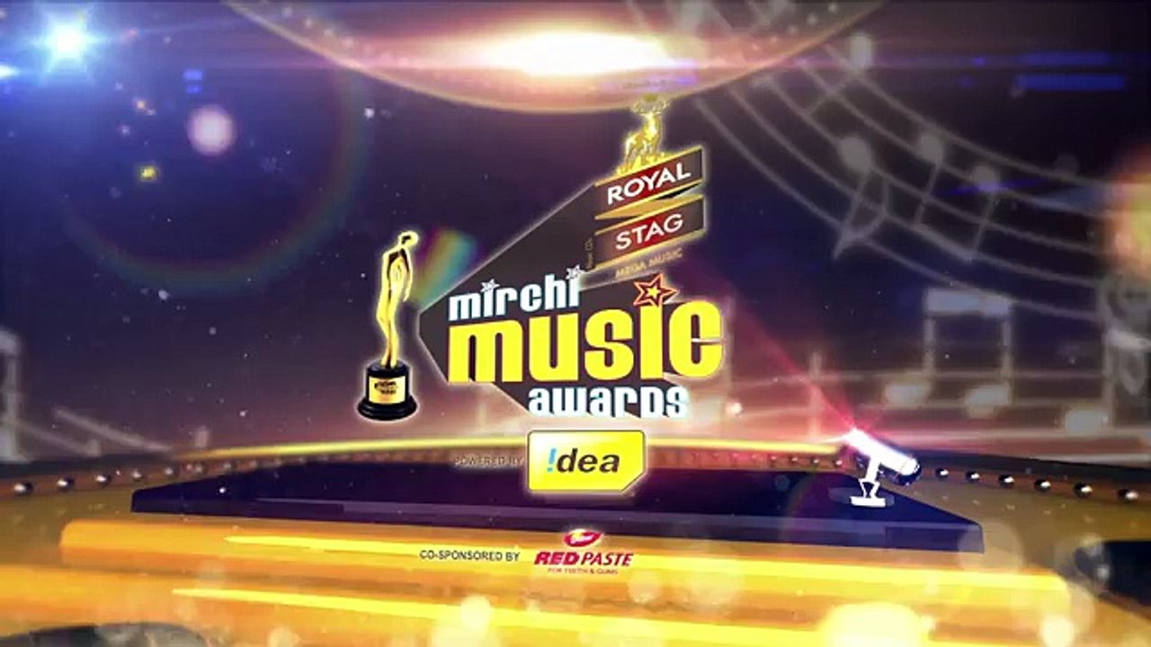 Hrithik Roshan Sings His Favourite Song At RSMMA