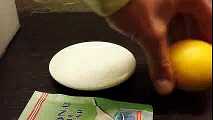 How To Whiten Teeth at Home in 3 Minutes - SIMPLE