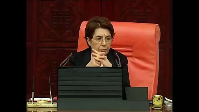 CHP'li Barış Yarkadaş konuştu, Meclis karıştı