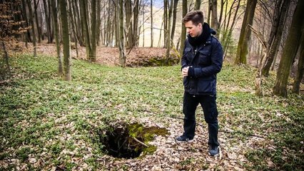 Open Grave in a Forgotten Cemetery [Kult America]