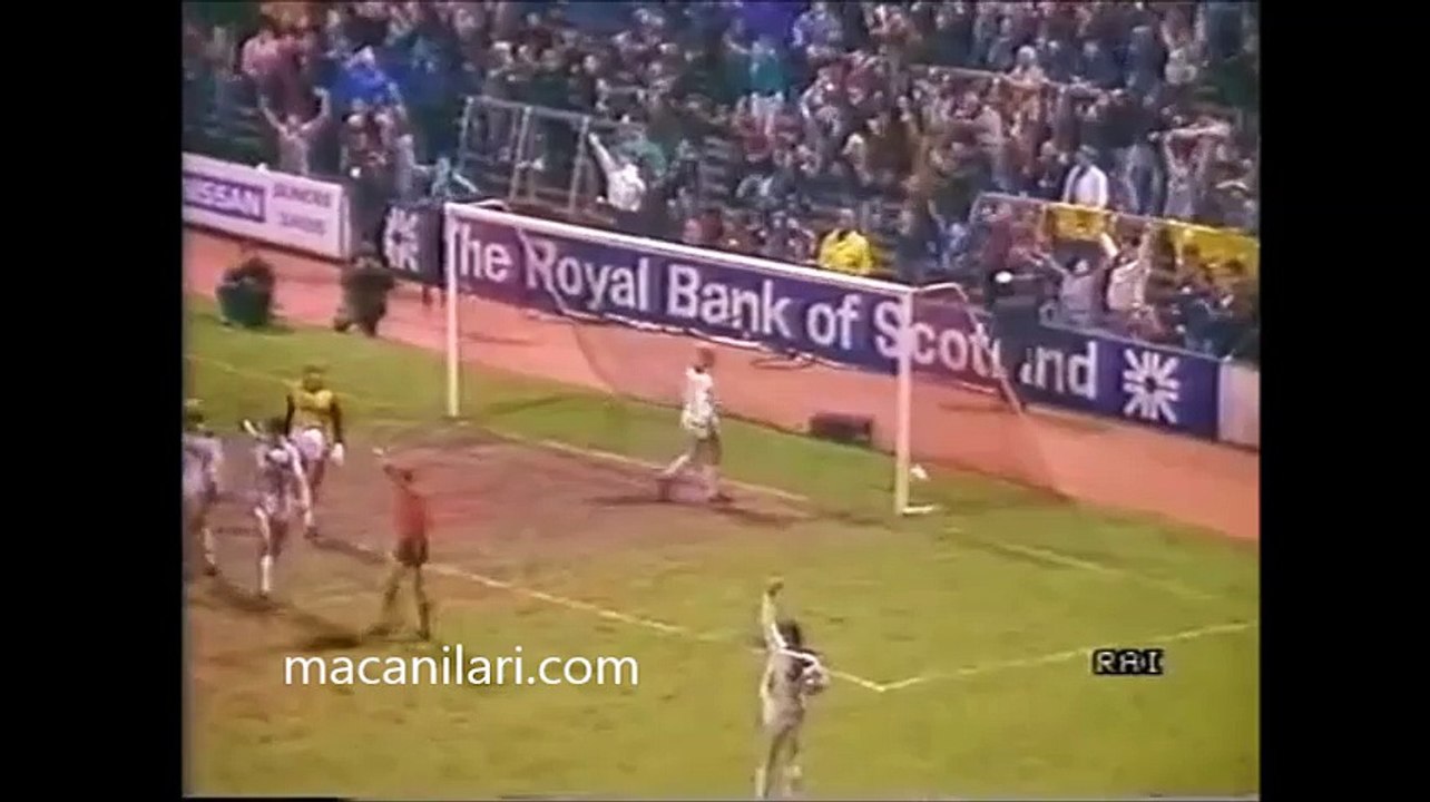 08.04.1987 - 1986-1987 UEFA Cup Semi Final 1st Leg Dundee United FC 0-0 Borussia Mönchengladbach