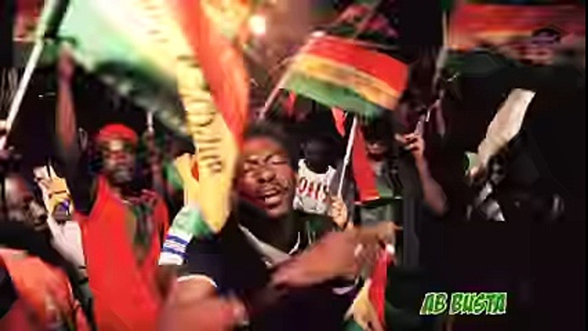 Yaniss Odua Drapeau Rouge Jaune Vert