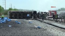 Kocaeli Kaza Nedeniyle Tem Otoyolu İstanbul Yönü Ulaşıma Kapandı-2