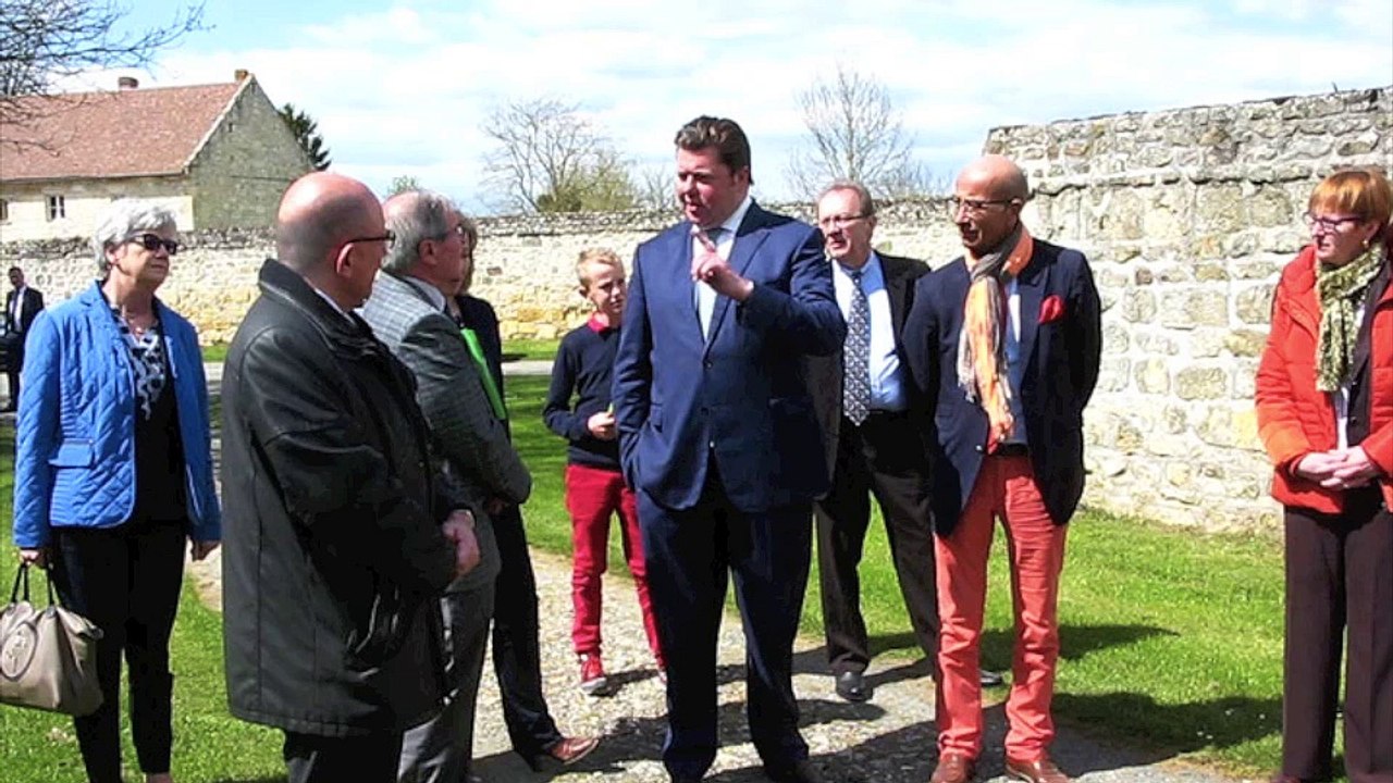 Saint-Martin-aux-Bois : Édouard Courtial découvre l'abbatiale