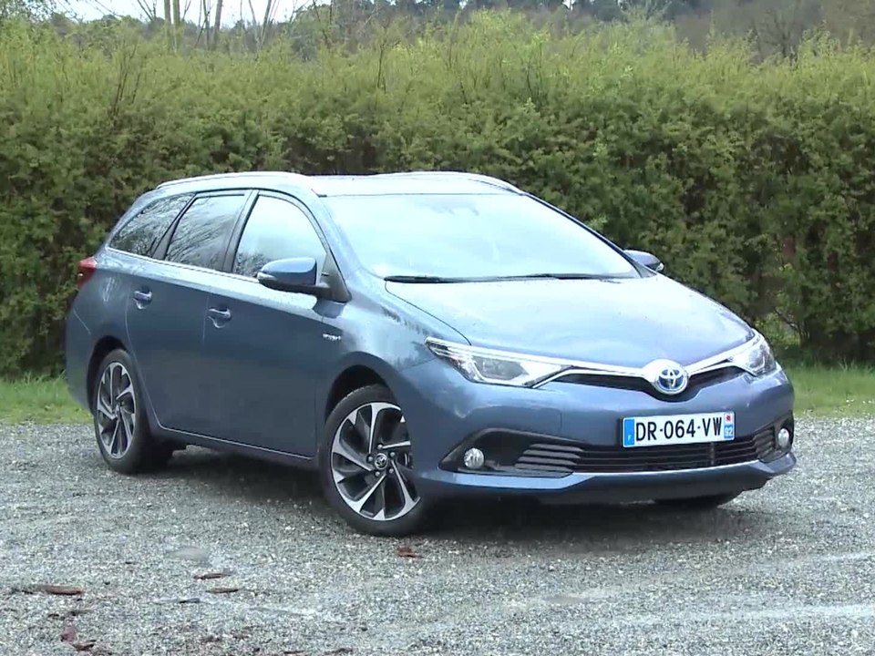 Essai Toyota Auris Touring Sports 136h Design 2016