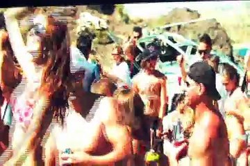 Piranha 3D (2010) Comic Con Sizzle Reel