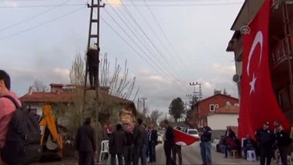 Şehit Jandarma Uzman Çavuş Saygı'nın Çorum'daki Baba Evinde Yas