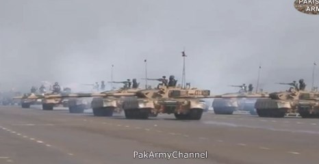 The armed forces held a full dress rehearsal of Pakistan Day