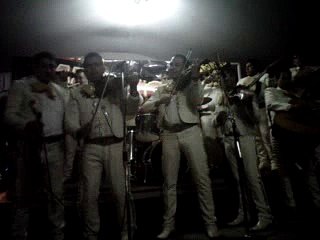 Mariachi Esencia Mexicana "Entrega Total"