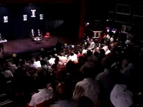 Pierre Bédier en réunion publique à Mantes