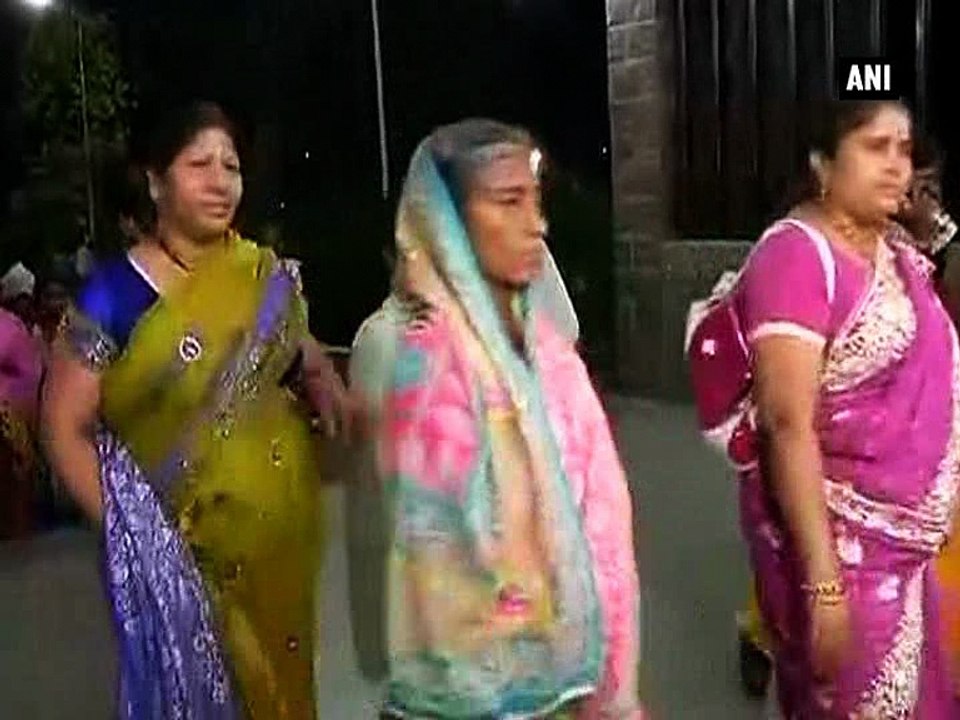 Women activists enroute Shani Shingnapur following Bombay HC's order
