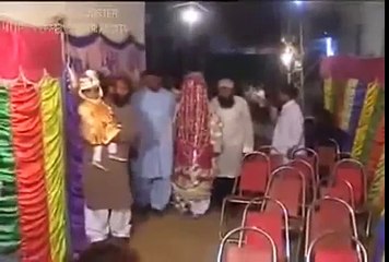 Pakistani Funny Clips Comedy Dulha 2015 -
