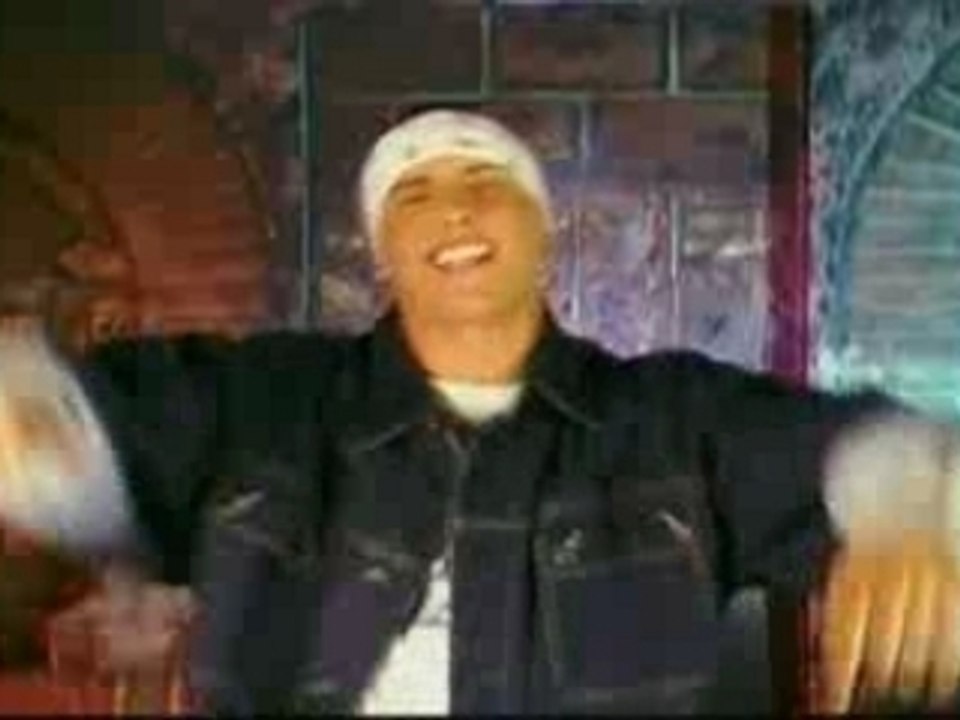 Nicky Jam, Falo