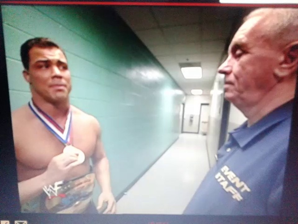 Kurt Angle Explains The Intercontinental Title (Smackdown, Boston 03.09.2000)
