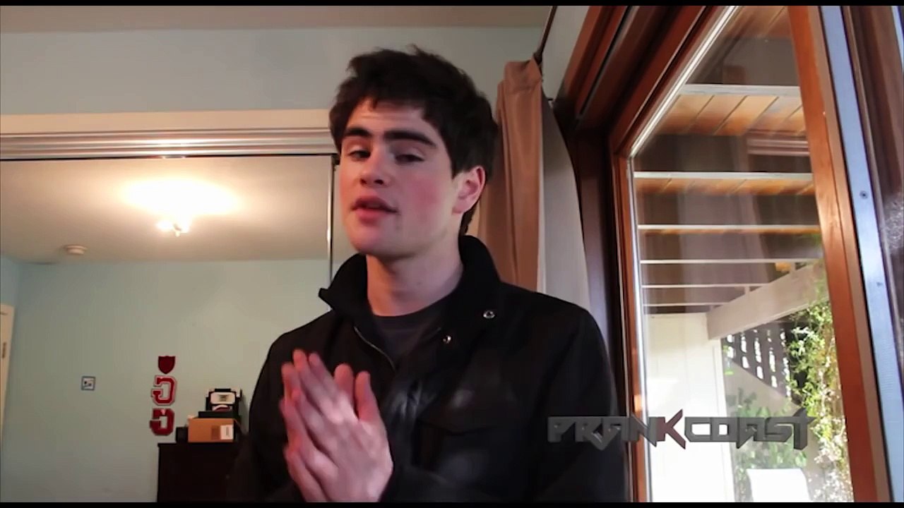 Kissing Prank REAL PUBLIC KISSING GAMES Hot Girls Kissing Funny Videos 2016