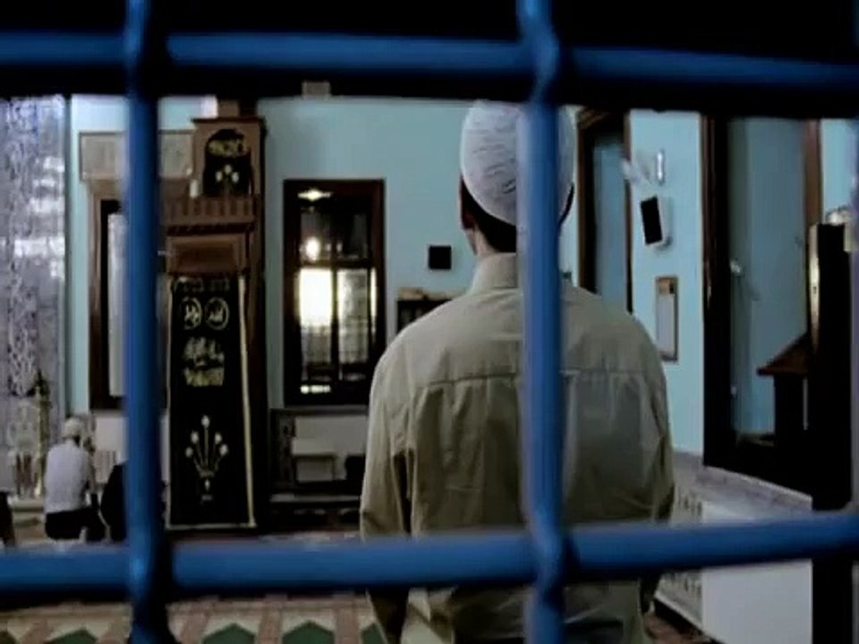 Uzak ihtimal Trailer