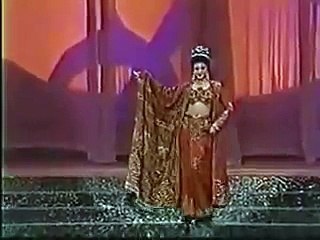 Aishwarya rai final walk on the stage of miss world 1995.