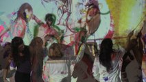 Danse musique et peinture sur projection - Paint a Future 2/2