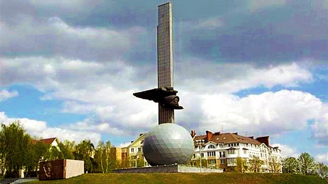 Павел Лукоянов - Калужская Полянка HD 7524-2016