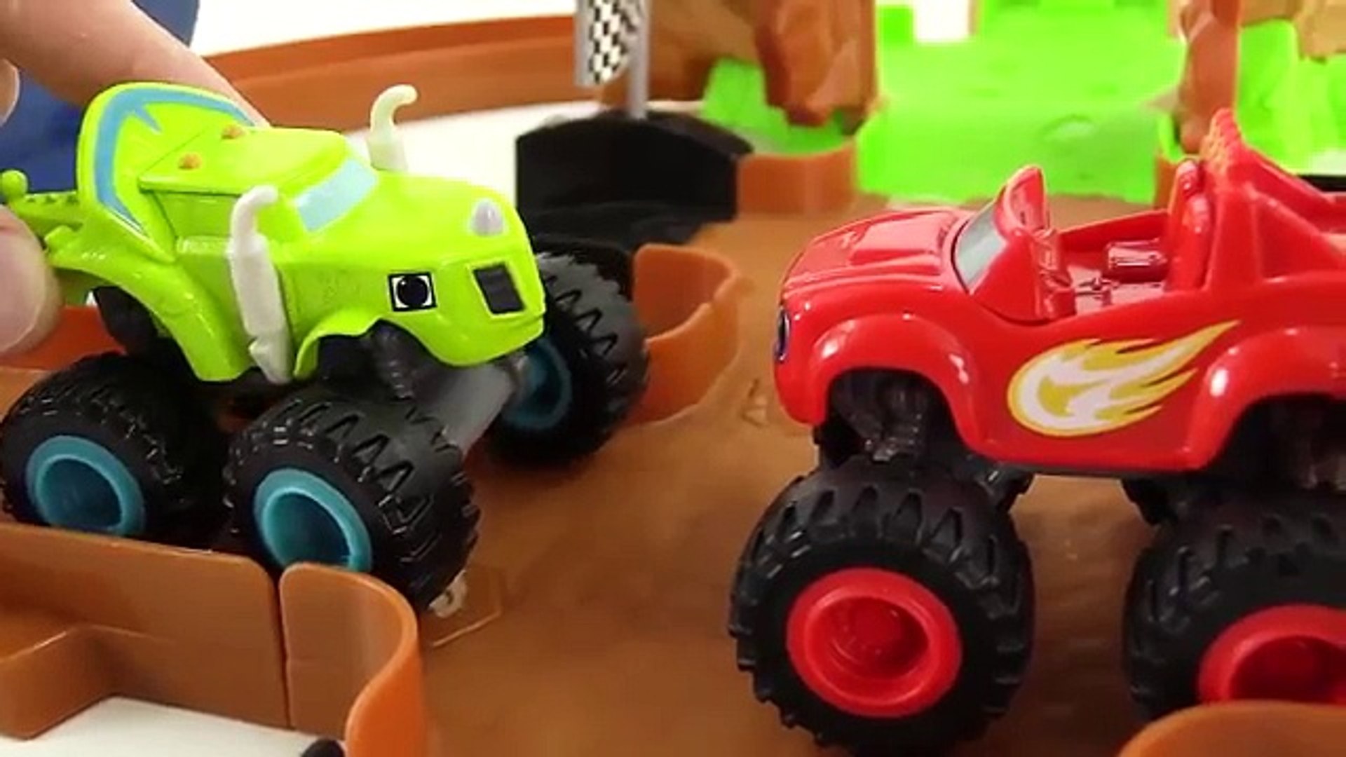 Juguetes de Blaze y los Monster Machines - Camiones monstruos juguetes -  Coches para niños - video Dailymotion