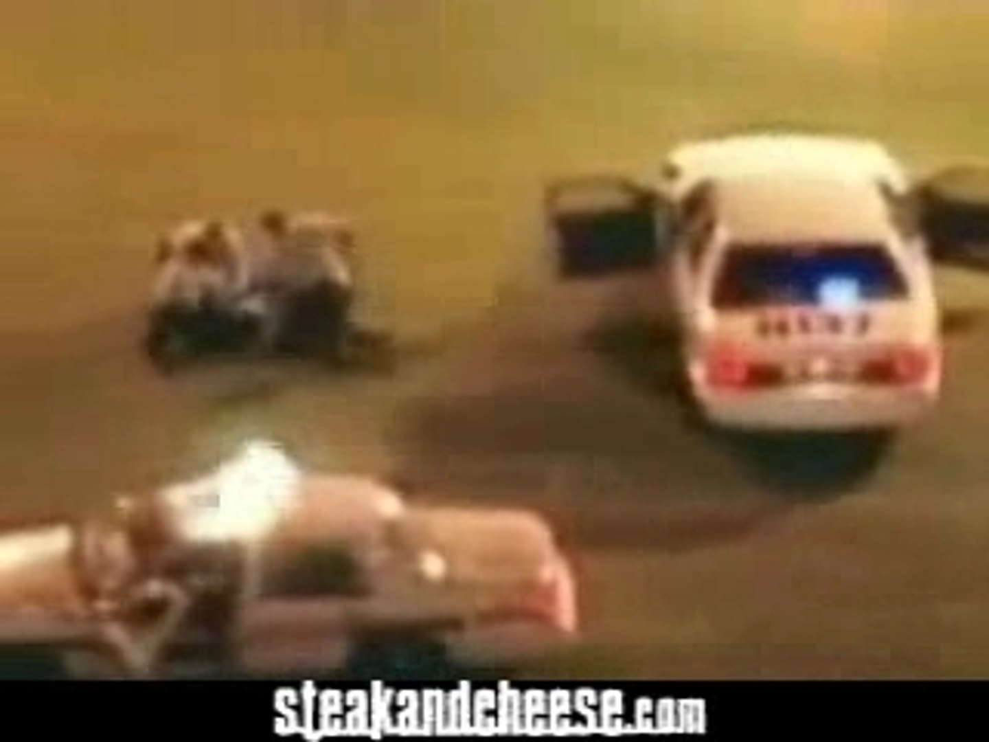 Policier violent...encore