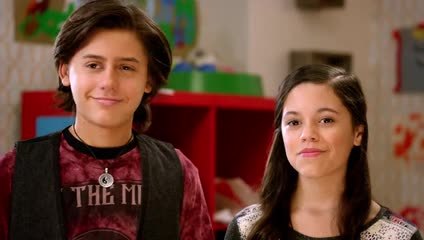 Stuck In The Middle - S 1 E 5 - Stuck in the Block Party