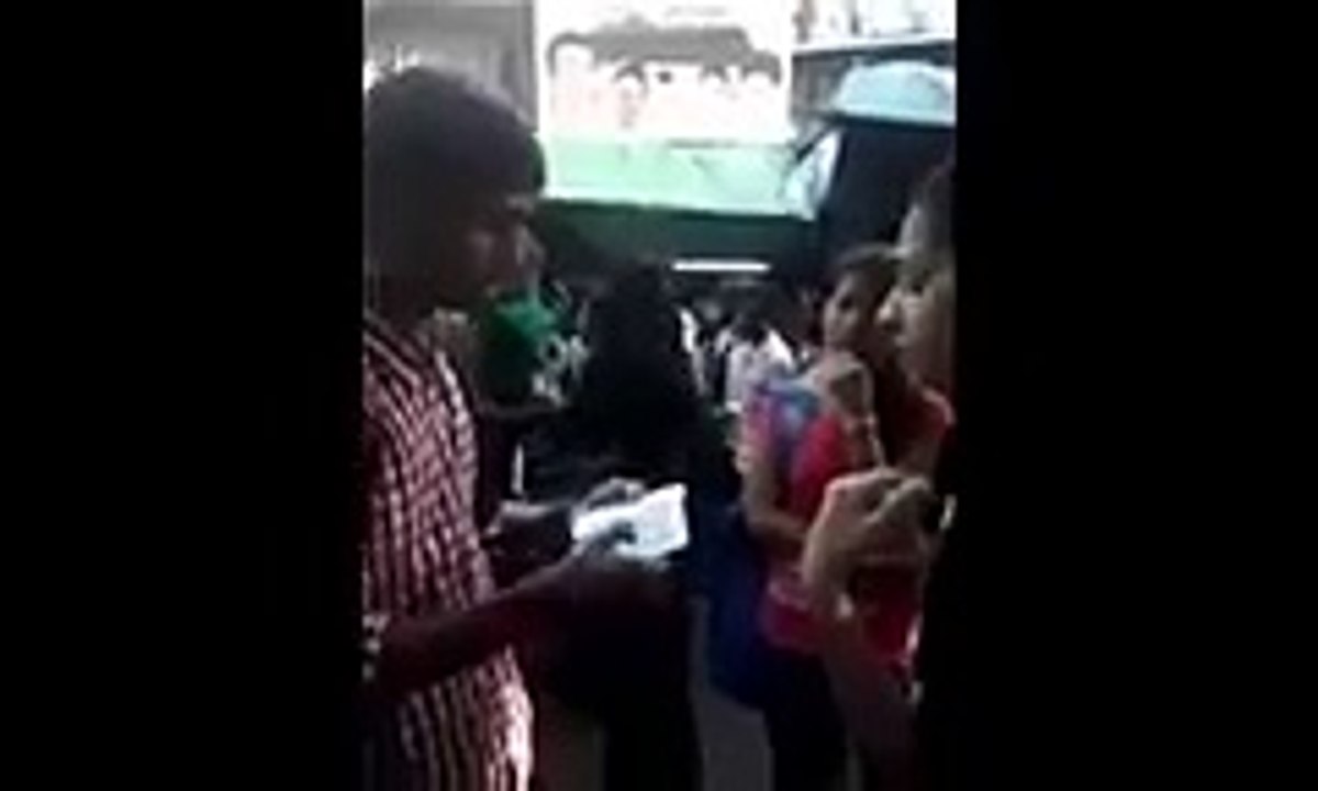 Saree Aaam Larki ka No Mangnayy Ka Anjaam - YouTube