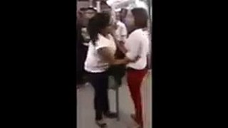 Metro Girls Got angry on a Guy - YouTube