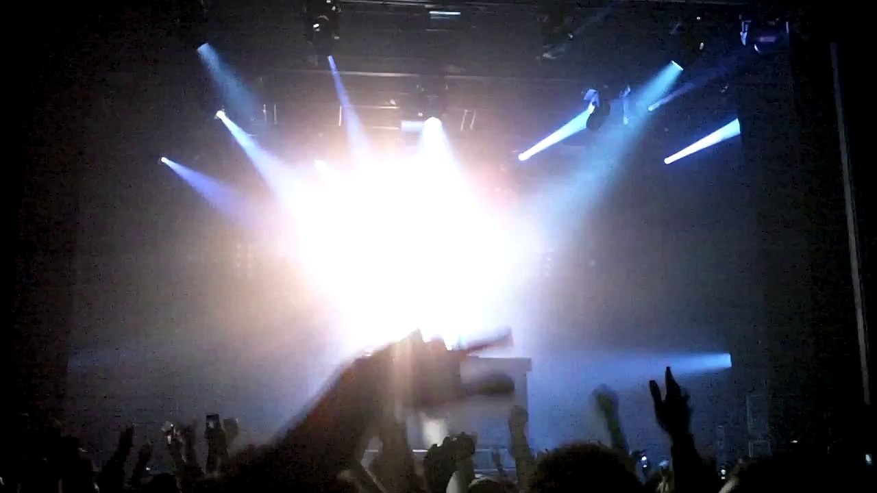Gesaffelstein - Live Variations La Cigale 2 Mai 2013