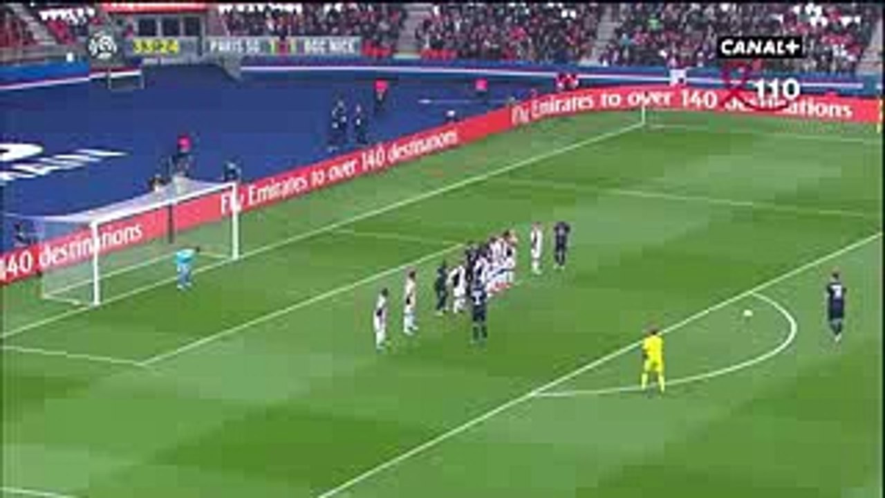 Le missile de Zlatan Ibrahimovic sur coup franc - PSG vs Nice