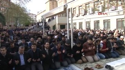 Somali'deki Saldırıda Ölen Öğretmen İstanbul'da Toprağa Verildi