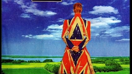 How David Bowie used cut ups to create lyrics - BBC News